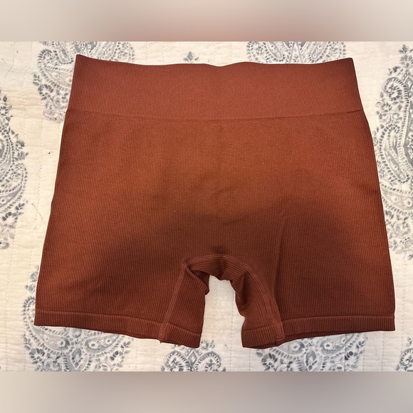 Wild Fable Rust Ribbed Shorts - Picture 1 of 4